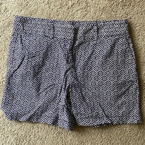 Loft printed shorts size 4. A blue and white print